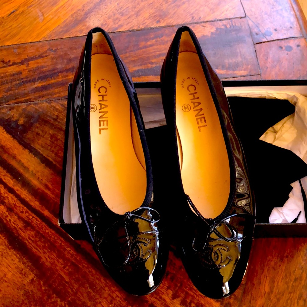 Chanel patent ballet flats